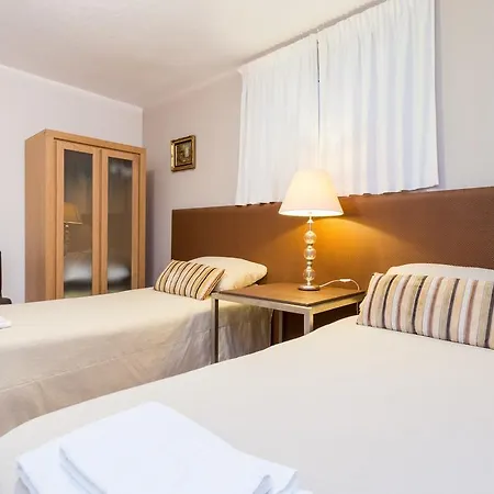 Daire Alsakia Village Apt. *